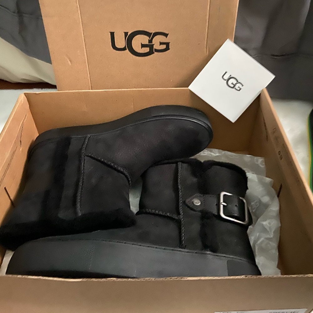 Women's Aika Ankle ugg boots